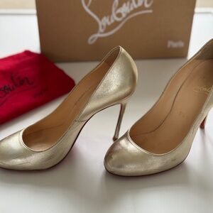 Gold  Louboutin 36.5